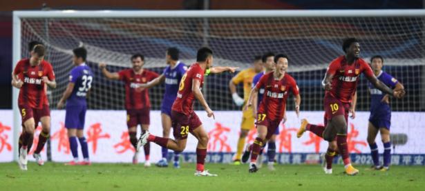 B体育官网app-包含上港主场击败河北，暂时排名中超积分榜第三的词条