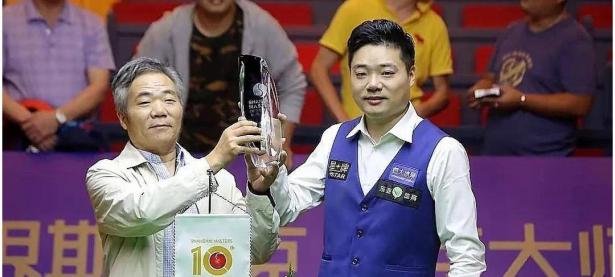 B体育亚洲官网-上海德比今晚打响，谁能笑到最后？