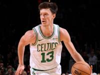 B体育电竞-凯尔特人新星表现稳定，球队前景看好的简单介绍