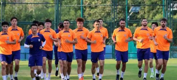 B体育网站-中超新赛季开幕，球队信心暴增备战的简单介绍