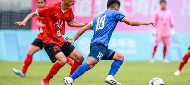 B体育网页版入口-足球狂欢盛宴，赛场竞技热情高涨的简单介绍