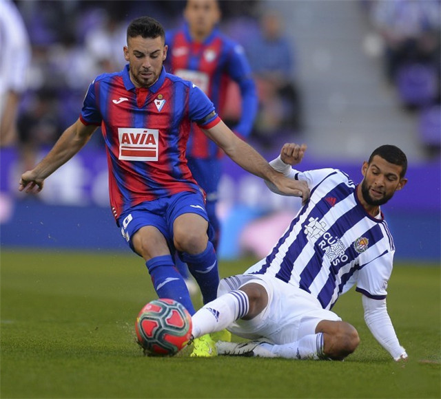 瓦拉多利德在主场一箭射穿对手，取得胜利的简单介绍