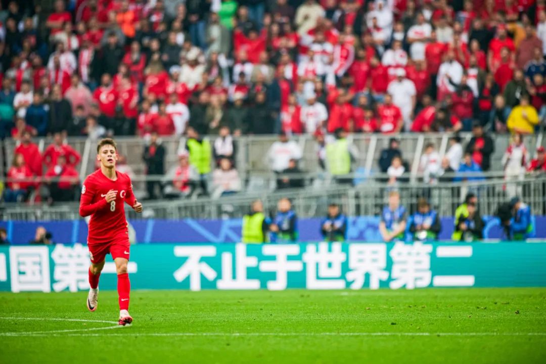 关于抢眼赛事：欧洲杯季后赛精彩纷呈的信息