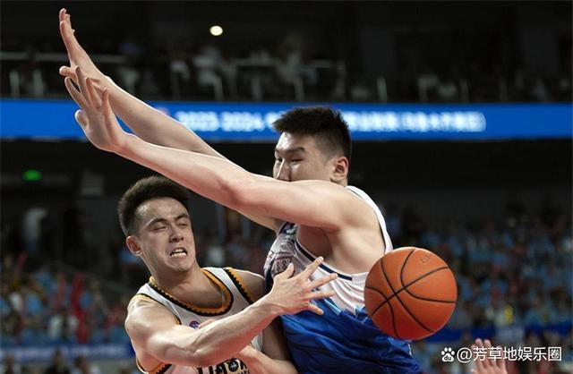 浙江男篮在主场面对强劲对手，不敌对方的简单介绍