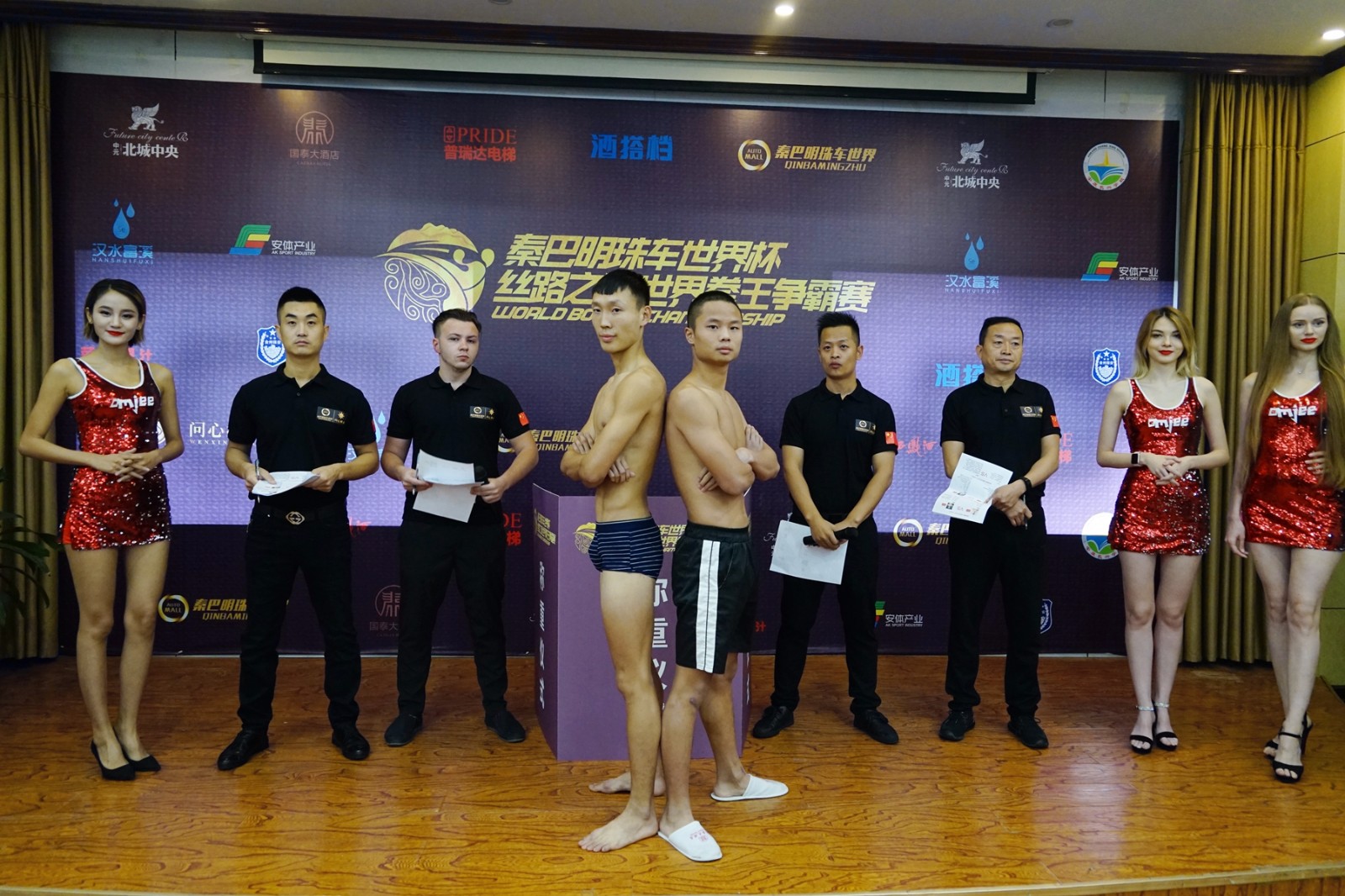 紧张角逐胜负未定，各队摩拳擦掌的简单介绍