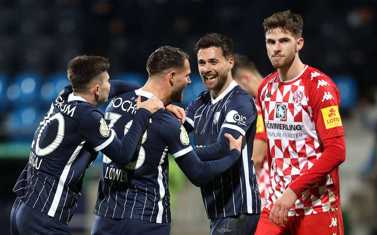 关于霍芬海姆客场惨败,遭遇连败滑坡的信息 关于霍芬海姆客场惨败,遭遇连败滑坡的信息