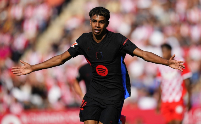 足球明星们在比赛中展现出色表现