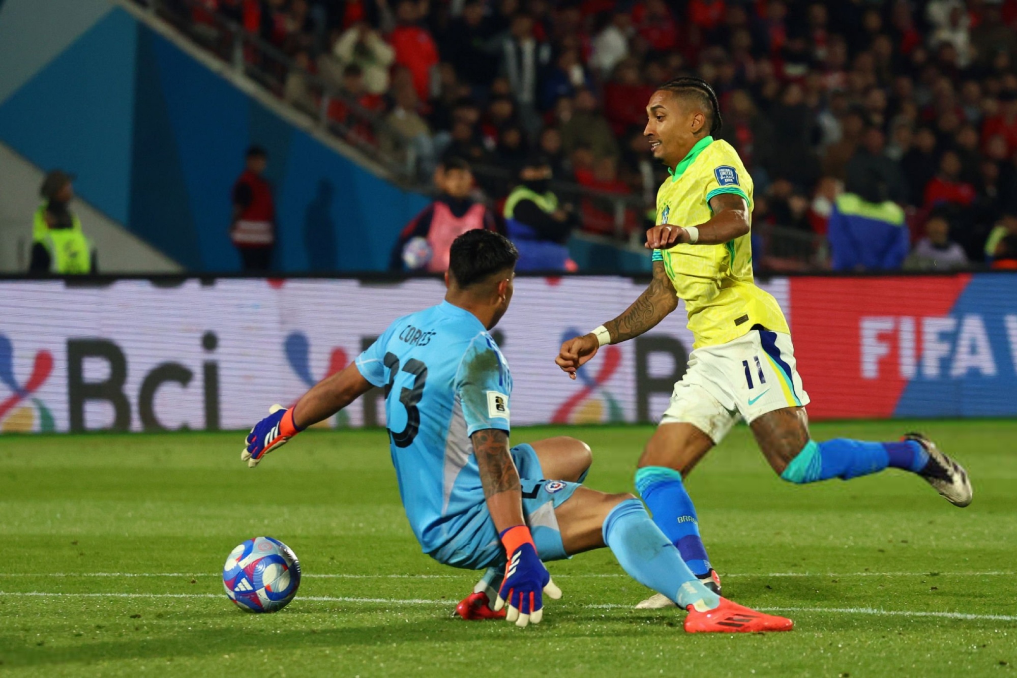 包含巴塞罗那以一球之差战胜对手的词条