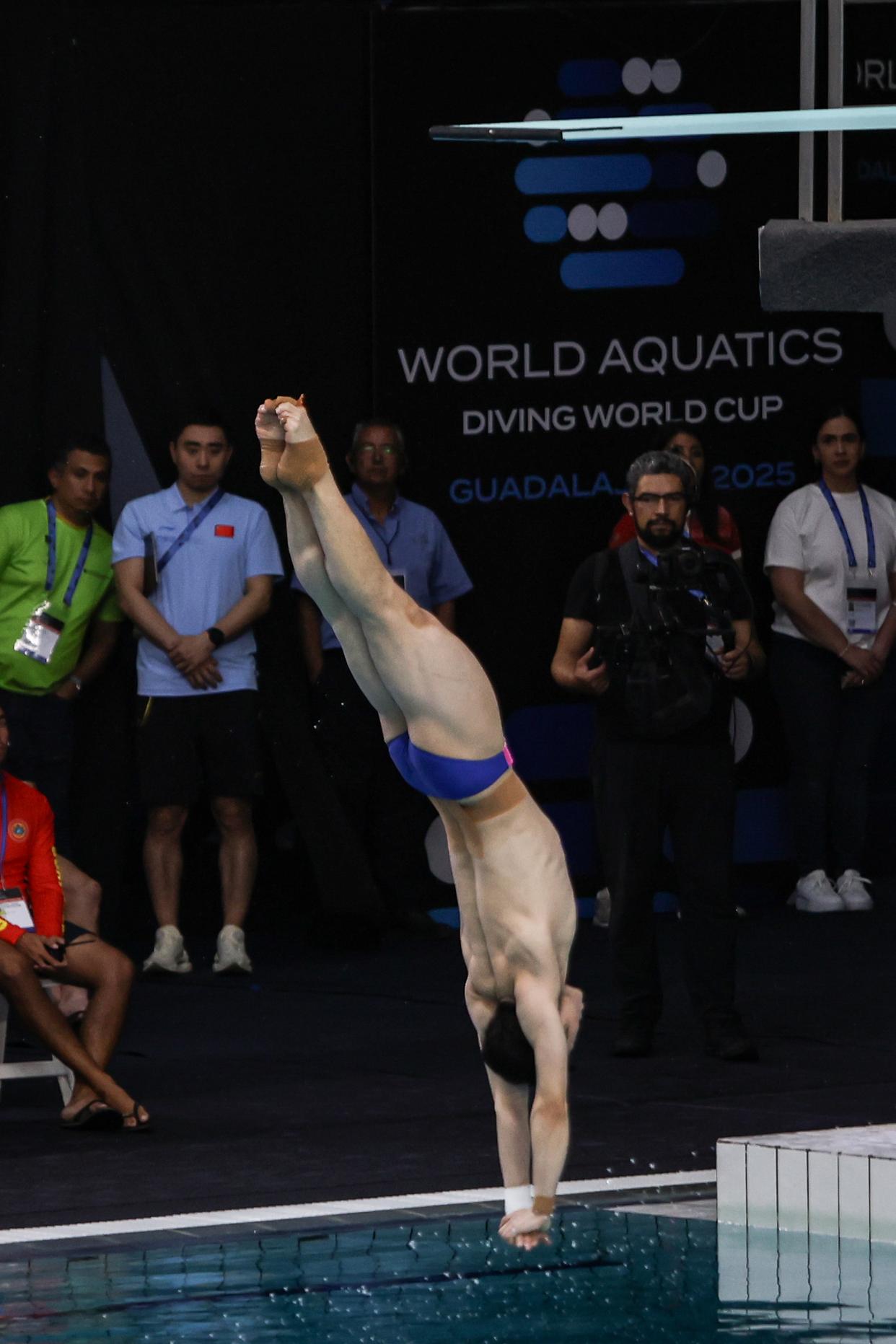 西班牙选手获得跳水比赛银牌 西班牙选手获得跳水比赛银牌