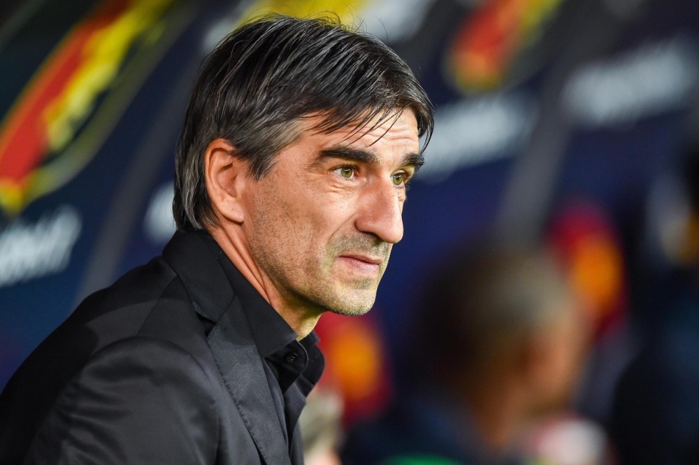 维罗纳主教练研究对手，力图取得胜利的简单介绍