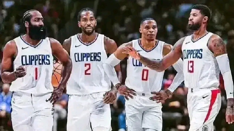 快船主场击败热火,取得连胜 快船主场击败热火,取得连胜